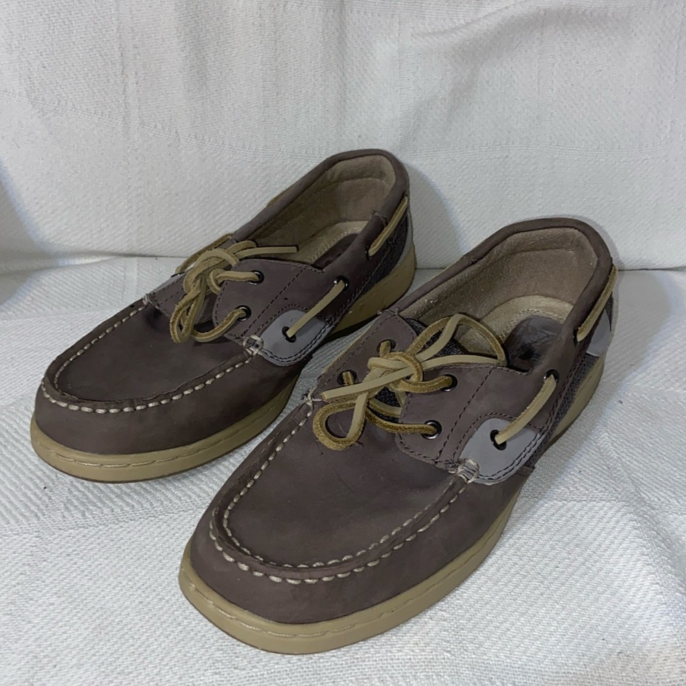 Aloha Island boat/ deck shoes sz 8.5w